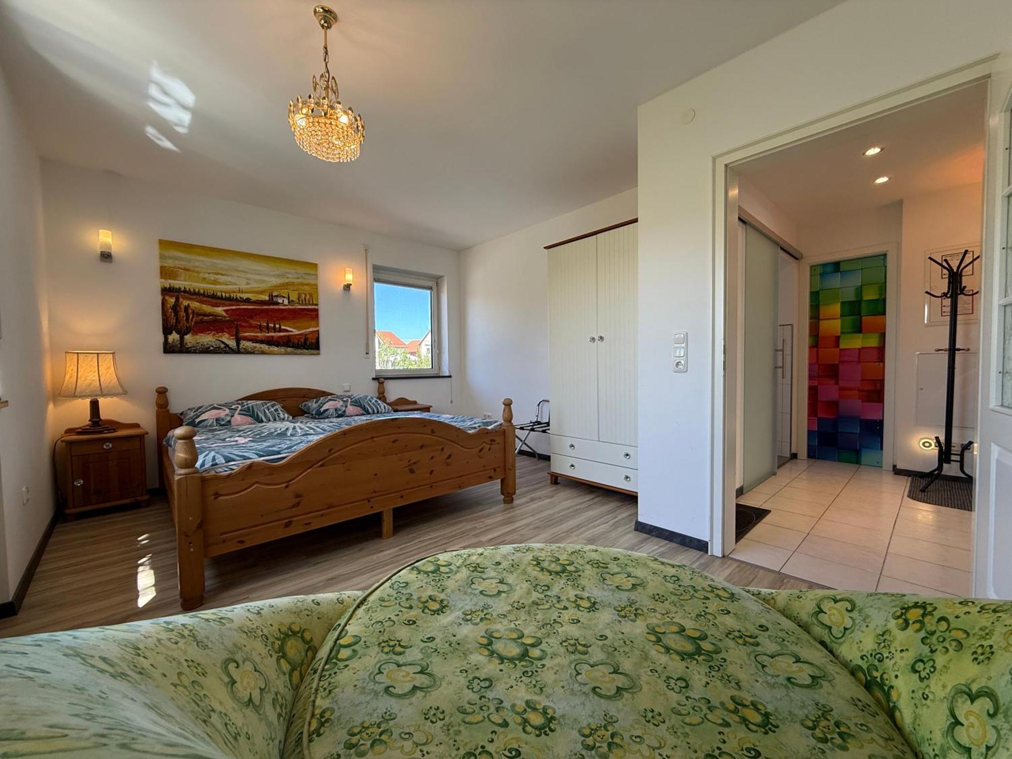 B&B'S Im Aischgrund Adelsdorf Buitenkant foto